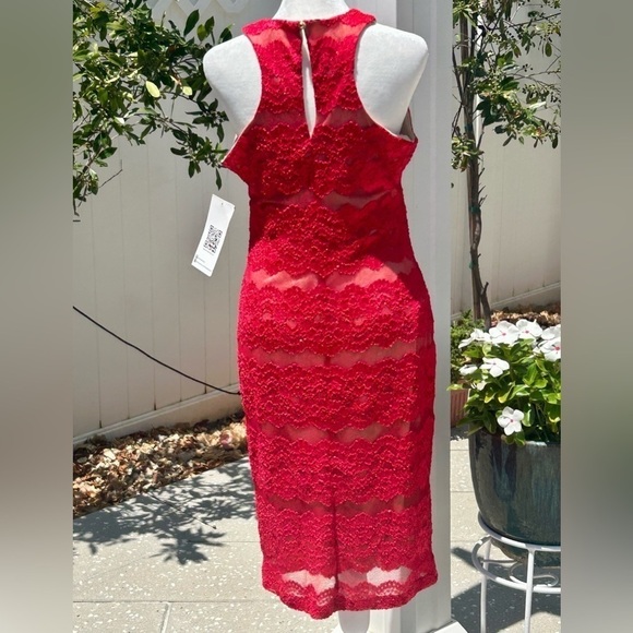 ❤️🧡”Emerald Sundae” NWT Bodycon Red Lace/Mesh Fully Lined MIDI Dress Size L❤️🧡 - Picture 5 of 14